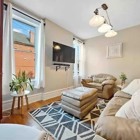 The Village Townhouse - 5 Br